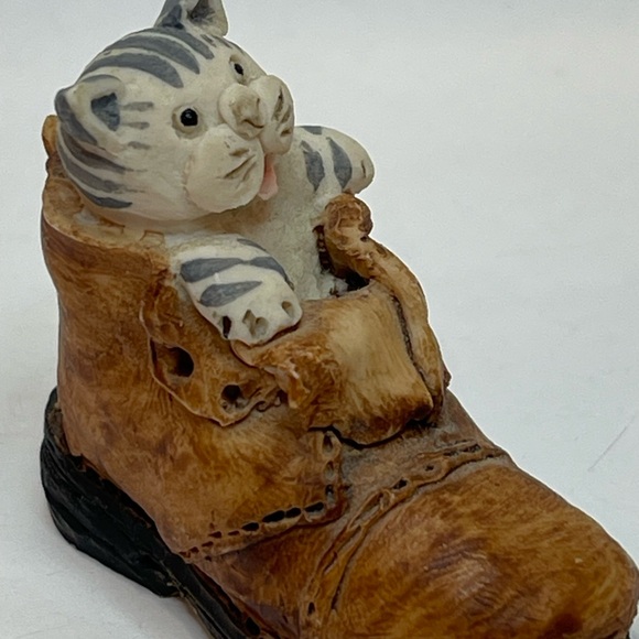 VNTG1988 Peter Fagan Cat in Shoe Figurine Made Hand Painted Scotland Collectable - Picture 4 of 13
